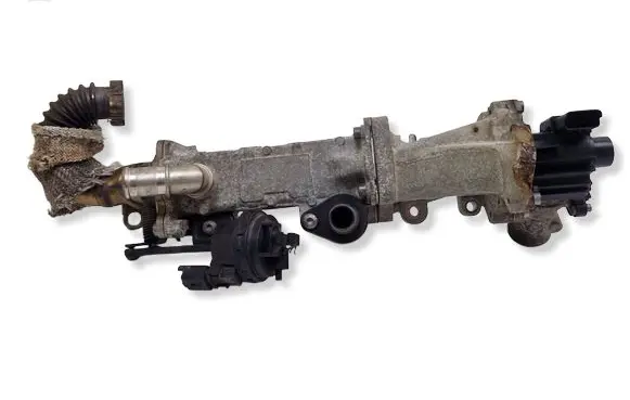 Land Rover Evoque I EGR valve cooler 9670318680 U9540003 RJ4300