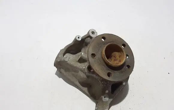 BMW i3 Front wheel hub 6852159