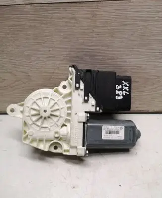 Volkswagen Golf SportWagen Rear door window regulator motor 1K0959703P 981677112 984064330