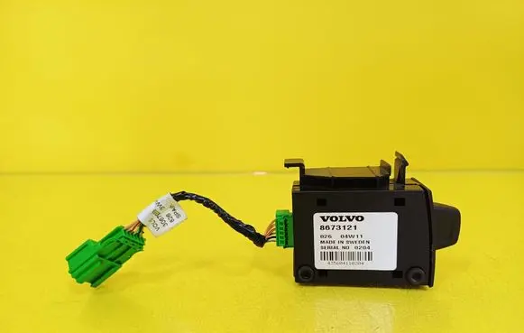 Volvo V50 Ignition key card reader 8673121