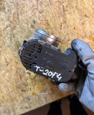 Audi A3 S3 8L Throttle valve 0280750036