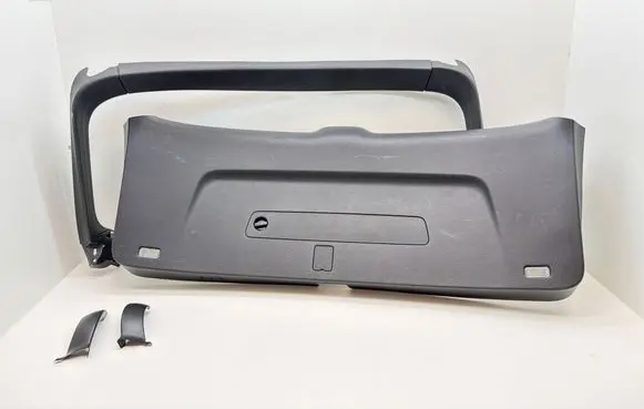 Audi Q7 4M Tailgate/boot cover trim set 