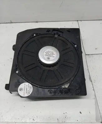 BMW X3 E83 Subwoofer speaker 6929100 61928910 49104306860