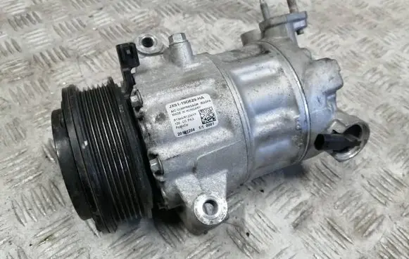 Ford Focus Air conditioning (A/C) compressor (pump) JX6119D629HA 20101204 R134XR1234PF