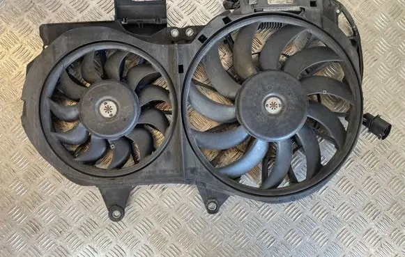 Audi A4 S4 B6 8E 8H Electric radiator cooling fan 8E0121205AB 867007X 870669Z