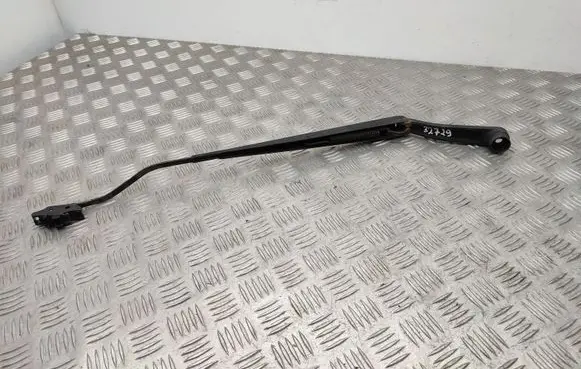 KIA Sorento Front wiper blade arm
