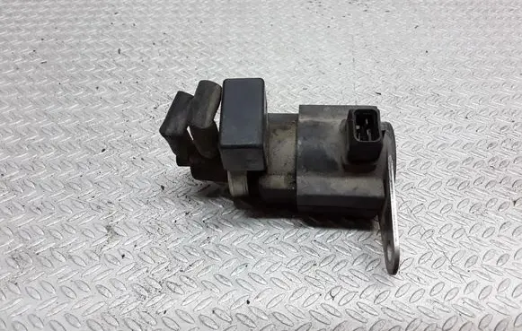 Audi A8 S8 D3 4E Turbo solenoid valve 057906630