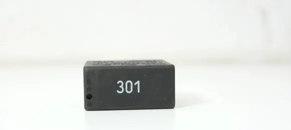 Audi A6 S6 C5 4B Other relay 4A0919471
