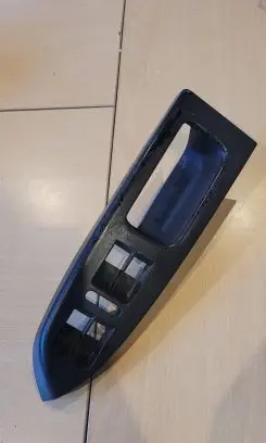 Volkswagen Golf V Front door window switch trim 1T1867371F