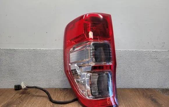 Ford Ranger Rear/tail lights B3913405