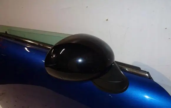 Mini One - Cooper Coupe R56 Front door electric wing mirror