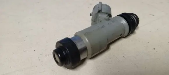Subaru XV Fuel injector