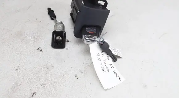 Audi A5 8T 8F Ignition lock 8K0909131D 8K0959754B