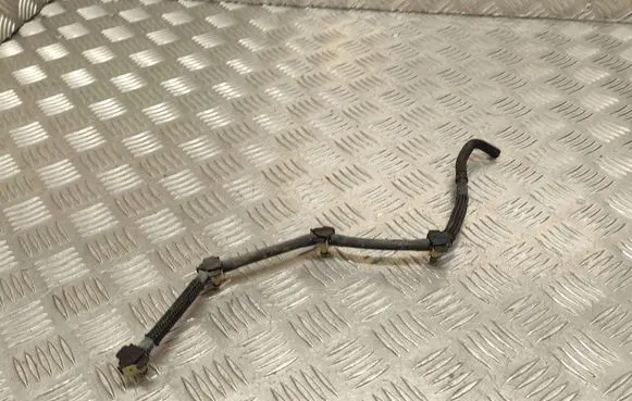 Volkswagen Tiguan Fuel return line/hose 