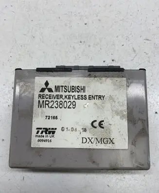 Mitsubishi Carisma Other control units/modules MR238029