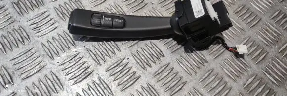 Volvo S60 Indicator stalk 31334647