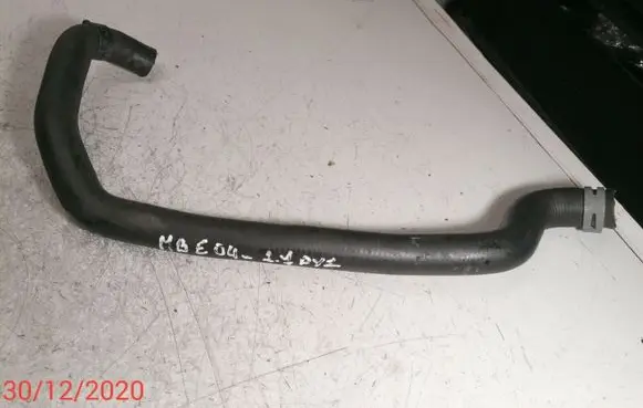 Mercedes-Benz E W211 Engine coolant pipe/hose A2118302515
