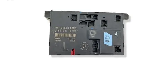Mercedes-Benz E W211 Door control unit/module 2118701326 00401708