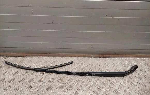 Audi A8 S8 D4 4H Front wiper blade arm 4H1955408A