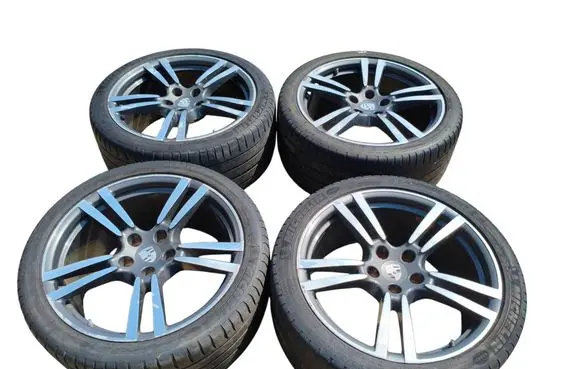 Porsche Cayenne (92A) R21 alloy rim 7P5601025M