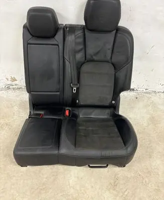 Porsche Cayenne (92A) Rear seat 