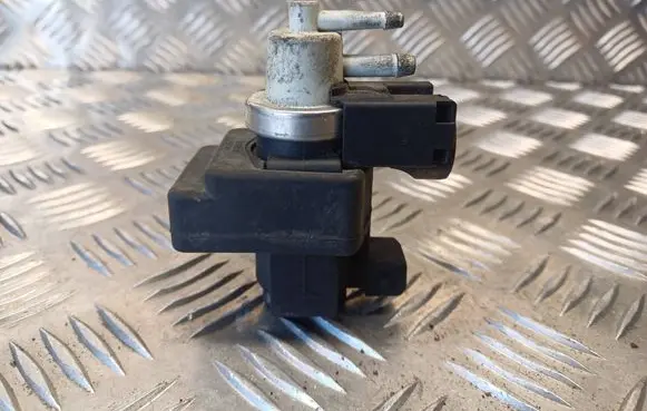 Renault Scenic II - Grand scenic II Turbo solenoid valve 8200270451