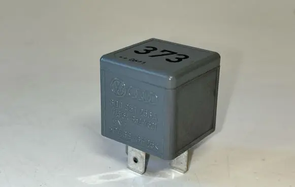 Audi A6 S6 C6 4F Other relay 8D0951253A