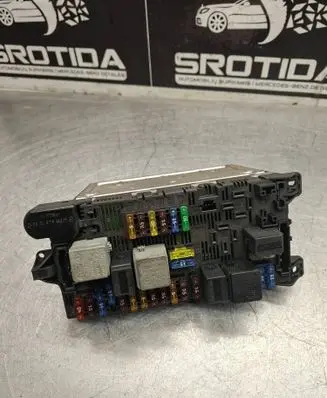 Mercedes-Benz E W211 SAM control unit 2115453901
