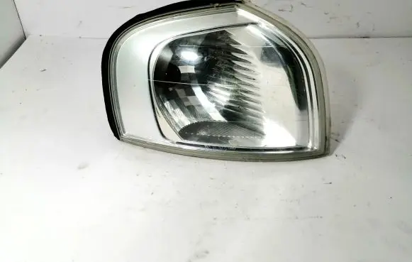 Volvo S80 Front indicator light 9154473