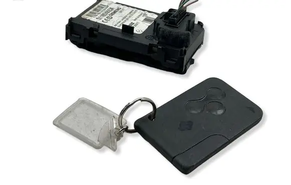 Renault Scenic II - Grand scenic II Ignition key card reader S118539002A 8200125077 04151