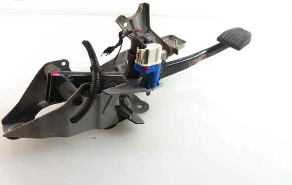 Volvo S60 Brake pedal 31302348 8G9N2D094AF