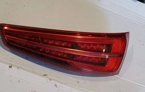 Audi Q3 8U Rear/tail lights 8U0945094N