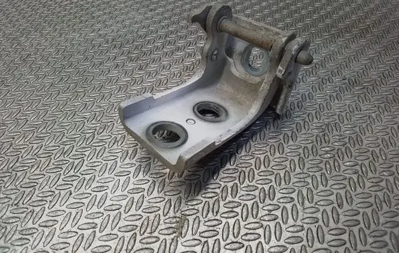 Citroen Jumpy Front door lower hinge 