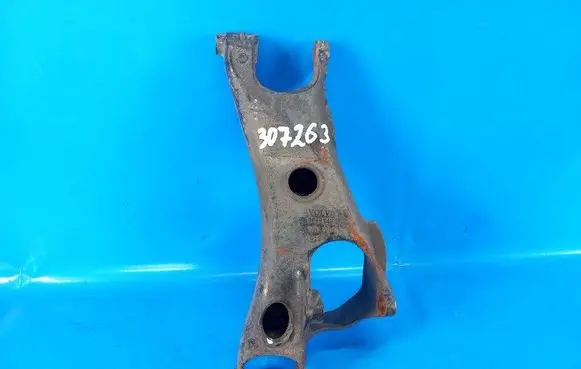 Volvo XC90 Rear control arm 8666345