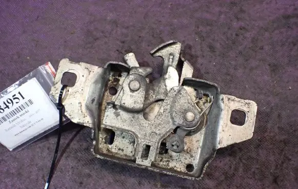 Renault Grand Modus Engine bonnet/hood lock/catch 8200665710