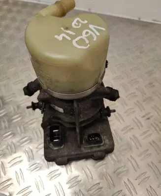 Volvo V60 Power steering pump 31387595 190713