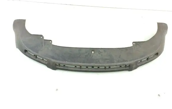Front bumper lip