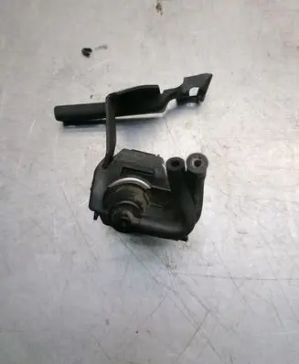 Audi A6 S6 C6 4F Vacuum valve 059906628