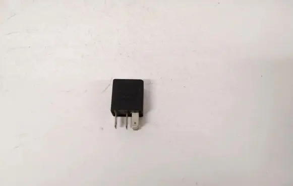 Iveco Daily 40.8 Other relay 504049024