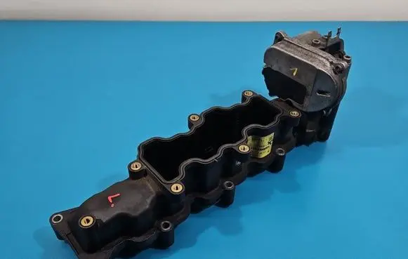 Audi Q7 4L Intake manifold 057129711T IMPRK1550114