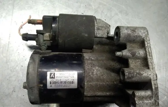 Citroen C4 I Picasso Starter motor V75500178004 M000T32271
