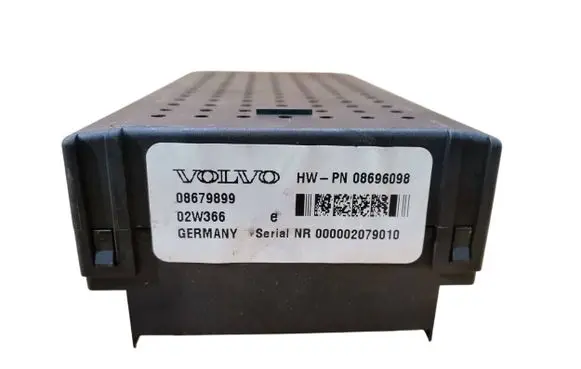 Volvo V70 Fuse module 08679899 08696098 02W366