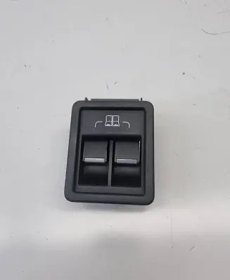 Land Rover Discovery 5 Seat control switch HY3214D340AC