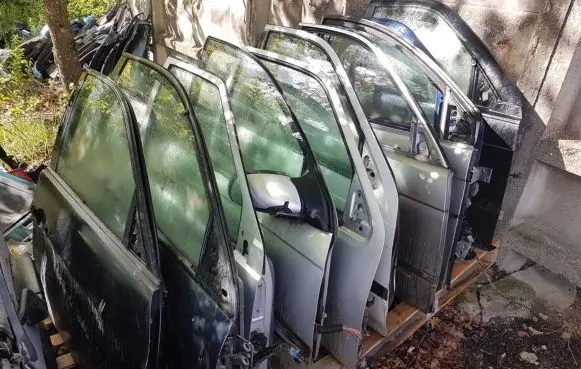 Ford Fiesta Front door