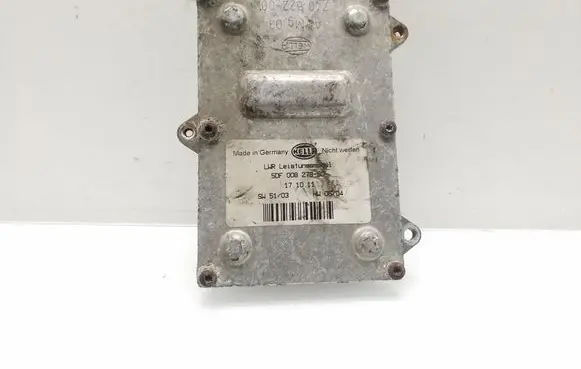 Mercedes-Benz E W211 Headlight ballast module Xenon 5DF00827950
