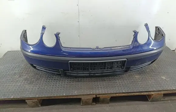 Volkswagen Polo IV 9N3 Front bumper 