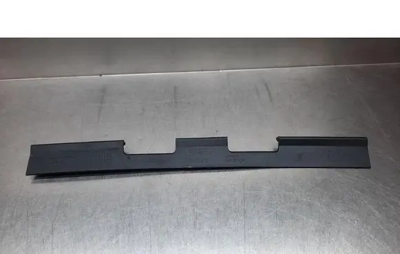 Volvo V70 Front bodywork piece 8659876