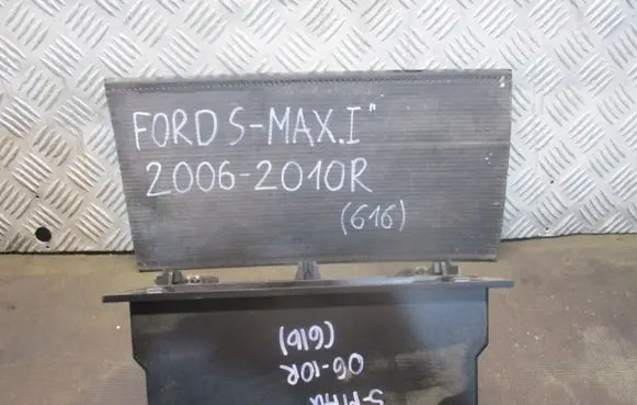 Ford S-MAX Radio/GPS head unit trim 18A998