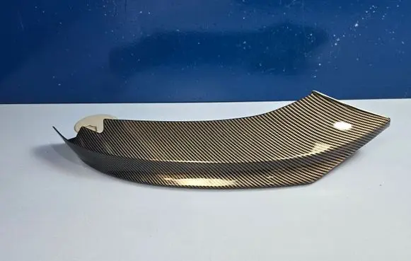 Front bumper lip