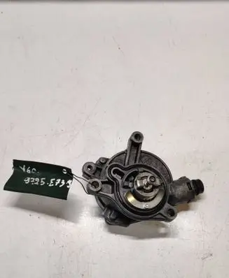 Volvo V60 Vacuum pump 31375107